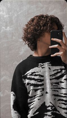 Curly Haired Men Aesthetic, Haircuts For Long Curly Hair Men, Type 3 Curly Hair Men, Curly Hair Male Haircut, Curly Hair Long Men, Masc Curly Hair Cuts, Long Hair Men Style Curly, Curly Haircut Man, Curly Wolfcut Men