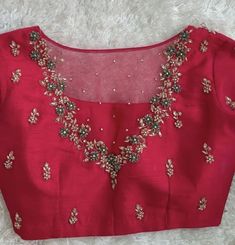 Maggam Designs, Pink Blouse Designs, Maggam Blouse, Netted Blouse Designs, Boat Neck Blouse Design, Aari Blouse, Latest Model Blouse Designs