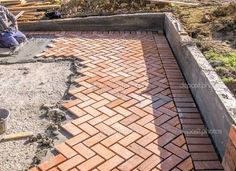 Diy Path, Paving Pattern, Paver Walkway, Brick Paving, Path Ideas, Tile Remodel, Brick Pavers, Brick Patios, Paving Stones