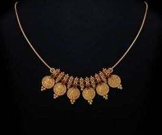 Laxmi Haar Gold Necklaces, 10 Gram Gold Necklace Design, Short Necklace Designs Gold, 10 Grams Gold Necklace Indian, Gold Choker Necklace Indian