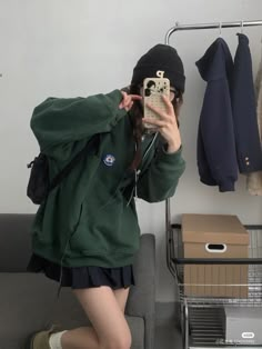 Mia 3, Tomboy Style Outfits, Swaggy Outfits, Tomboy Fashion, Korean Outfits, Cozy Fashion, Outfits Casuales, Look Cool, Aesthetic Outfits