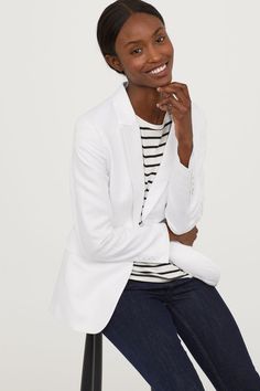 Linen-blend Jacket | White | WOMEN | H&M US Suit Styles, Women's Vests, Modern Womens Fashion, Middle Aged Women, Women's Blazers, H&m Jackets, Classic Suit, Interview Outfit, Blazer Vest