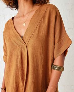 Cassis Kaftan Relaxed Beach Cover-up Tops, Summer V-neck Relaxed Fit Kaftan, Summer V-neck Tunic For Loungewear, Casual V-neck Relaxed Fit Kaftan, Linen V-neck Tunic For Summer, Relaxed Fit V-neck Tunic For Beach Season, Casual Brown Linen Summer Dress, Casual Brown Linen Dress With Relaxed Fit, Spring Linen V-neck Kaftan