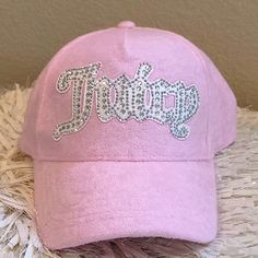 Brand New! Adjustable Trendy Rhinestone Baseball Cap, Trendy Rhinestone-embellished Cap, Trendy Rhinestone Cap, Trendy Snapback Hat With Rhinestones, Juicy Couture Accessories, Couture Accessories, Samsung Wallpaper, Juicy Couture, Baseball Cap