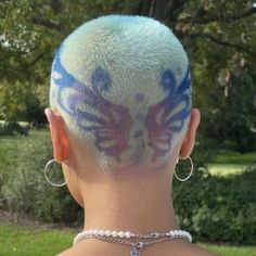 Buzz Cut Dyed Hair Designs, Shaved Colored Hair, Shaved Head Dye Designs, Buzzcut Designs, Bald Baddie