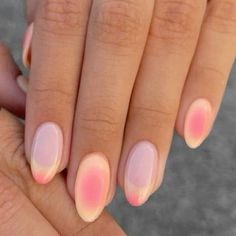 Trendy Aura Nails, Nails Inspo School, Nail Inspo Summer Yellow, Pink And Yellow Nail Art, Aura And French Tip Nails, Biab Nails Inspiration Summer, Summer Back To School Nails, Yellow Pink Aura Nails, Summer Nails Yellow And Pink