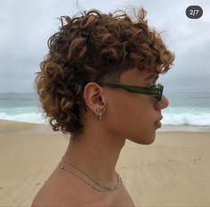 Curly Mullet Taper Fade, Short Hairstyle Men Curly, Curly Mullet Men Aesthetic, Very Short Mullet Curly Hair, Curly Hair Mens Hairstyles, Best Haircuts For Curly Hair Men, Men Hairstyles For Curly Hair, Short Curly Hairstyles Boys