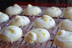 lemon meringue cookies cooling on a rack