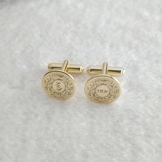 "Wedding Initials Date Cufflinks,Wedding Logo Cufflinks,Custom Logo Cufflinks,Personalized Wedding Cufflinks,Groom Wedding Gift,Gift for Him Personalized Wedding logo Cufflinks,Groom Wedding Cufflinks,Date and Initials Cufflinks,Engraved CuffLinks,Elegant Monogrammed Cufflinks Customize this very popular Personalized Wedding Cufflinks with any name,logo,date,initials, Coordinates,Roman Numeral,symbols that is special to you. Materials: of 925 sterling silver Color: Silver / 18k gold plated / white gold plated / rose gold plated Monogram diameter: 15mm(0.6\"inch)" Elegant Personalized Round Cufflinks, Classic Personalized Wedding Cufflinks, Personalized Classic Wedding Cufflinks, Personalized Classic Cufflinks For Wedding, Classic Engraved Cufflinks For Wedding Gift, Personalized Round Cufflinks For Wedding, Formal Engraved Round Cufflinks, Personalized Gold Wedding Cufflinks, Elegant Personalized Cufflinks For Wedding Gift