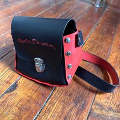 Small black and red leather bag Dimensions 6" x 5" x 2" 30" strap Harley Davidson Purses, Red Leather Bag, Vintage Harley, Body Bag, Women's Bag, Red Leather, Purses And Handbags, Labour Day, Harley Davidson