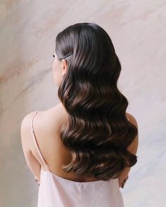 Hollywood Curls, בר מצווה, Wedding Hair Inspiration, Bridal Hair And Makeup, Formal Hairstyles, Wedding Hair And Makeup, Aesthetic Hair, Bride Hairstyles