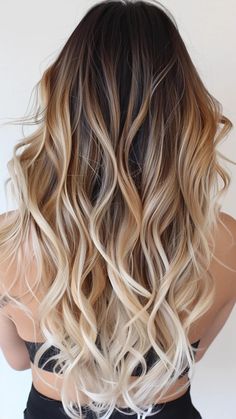 Cute Balayage Hair Brunettes, Blond And Brunette Balayage, Light Bolyoge, Open Air Balayage, High Contrast Highlights And Lowlights, Warm Blonde Balayage On Brown Hair, Balayage Hair With Highlights, Blonde Ombre Hair Balayage, Caramel And Blonde Balayage