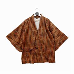 "Measurements are taken with the garment Manually. Condition: Pre-owned P-Pit to pit / chest L-Lenght S-Sleeve In inches\" Comment : (refer picture) Ask For More Details. Have a Good day! ATFL.Lab®" Cotton Tops With Kimono Sleeves For Fall, Traditional Brown Tops For Fall, Traditional Brown Kimono For Fall, Traditional Tops With Kimono Sleeves For Spring, Brown Cotton Kimono With Kimono Sleeves, Embroidery Japanese, Vintage Flower Pattern, Winter Kimono, Women Tunic