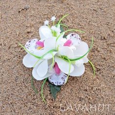 Always designed in Hawaii at Lavahut! Orchid Wonder White Hawaiian Flower Hair Clip  #designedinhawaii #hairclip #hawaiianhair #hairaccessories #madewithlove #tropicalhairclip #flowerclip #madeinhawaii #flowerhairclip #bridalhair Silk Orchids, Tropical Bridal Showers, Beach Wedding Hair, Flower Hair Clip