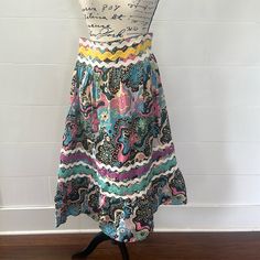 This Item Is From The Spanish Designer Celia Bernardo. This Is In Excellent Condition, No Stains, No Tears, Non Smoking Home. No Tears, Womens Skirt, Skirt, The Originals, Green, Pink, Women Shopping, Color, Design