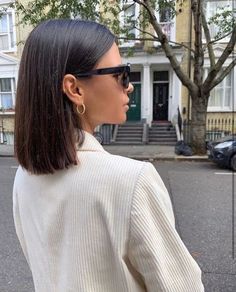 Sleek Short Hair, Mood Vibes, Short Hairdos, Vacation Mood, Cute Hairstyles For Medium Hair, Short Hair Haircuts, Medium Hair Cuts, Grunge Hair