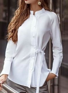 Elegant Blouses, Causual Outfits, Fashion Tips For Women, Fashion Sewing, Blouse Styles, Fashion Classy, Fashion Tops, Stylish Dresses