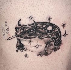 Clown Animal Tattoo, Flying Animal Tattoo, Creepy Animal Tattoos, Cringe Tattoos, Ball Python Tattoo, Frogs Tattoo, G59 Tattoos, Frog Tattoo