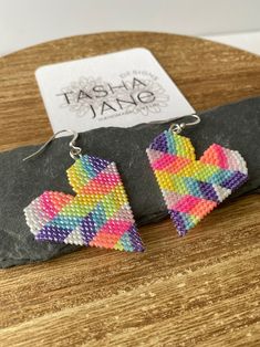 Neon Heart Seed Bead Earrings Valentine's Day Beaded - Etsy Turkey Pride Seed Bead Earrings, Beaded Rainbow Drop Earrings, Fun Rainbow Beaded Earrings, Rainbow Dangle Beaded Earrings, Heart Seed Bead, Heart-shaped Beaded Earrings For Valentine's Day, Neon Heart, Neon Rainbow, Rainbow Jewelry