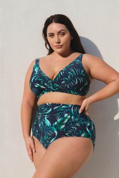 Our navy Delacroix bikini top is our wire free comfort and support style. Every woman needs a swimsuit that makes you feel good when you put it on and this is our curve fit and plus size shape Delacroix. This style has a cross front design with multifit cup support that fits a D cup, DD cup, E cup, F cup and a G cup. Yasmine Minovski, D Cup Swimwear, Women Needs, Chlorine Resistant Swimwear, G Cup, Swim Pants, Dd Cup, Plus Size Swim, High Waisted Swim