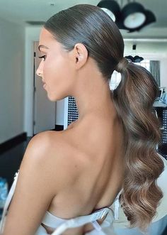 Bridal Ponytail, Slicked Back Ponytail, Vlasové Trendy, Sleek Ponytail, Low Ponytail, Cornrow, Wedding Hair And Makeup, العناية بالشعر, Bride Hairstyles