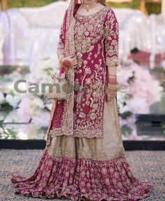 Gharara Designs Pakistani Bridal Wedding Ideas, Dulhan Gharara Design, Bridal Garara Design Nikah Red, Red Bridal Gharara, Pakistani Gharara, Maroon Gharara Pakistani Bridal, Beautiful Bridal Dresses, Lace Dress Design, Velvet Dress Designs