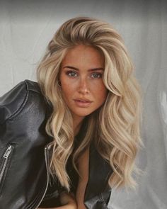 Blonde Hair Transformations, Balayage Blonde, Spring Hair Color, Blonde Hair Inspiration, Blonde Hair Looks, Hair 2024, Long Blonde, Long Blonde Hair