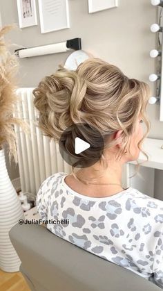 Low Updo Wedding Hair Mother, Short Hair Styles Birthday, Updo Hairstyles Shoulder Length Hair, Wedding Updos For Long Hair Video, French Pleat Hairstyles, Mother Of The Bride Hair Styles For Long Hair, Mob Wedding Hairstyles, Mother Of The Bride Hair Tutorial, Medium Hair Updo Tutorial