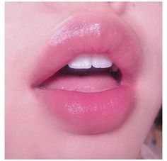 Cupids Bow Lips, Peach Lips, Kissing Lips, Pink Lip Gloss, Perfect Lips, Hot Lips, Lip Fillers, Beautiful Lips