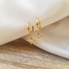 Star Dangle Earrings, Spike Ring, Faberge Jewelry, Celestial Earrings, Earrings Star, Fashion Guide, Spoon Jewelry, Tiny Star, Trendy Ring