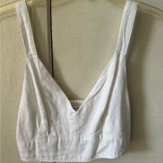 Abercrombie And Fitch Linen-Blend Set Top New, Never Worn Adjustable Straps White Fitted Linen Crop Top, White Polka Dot Top, Corset Bodysuit, Sheer White Blouse, Lace Trim Cami, Rose Gold Beads, Square Neck Bodysuit, Cutout Bodysuit, Lace Camisole