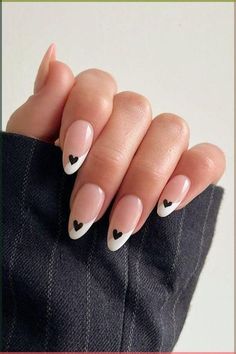 Black And White Nail Aesthetic, Black And White Nails Almond, Black Heart Nails, Paznokcie Hello Kitty, Black And White Nail Designs, Heart Nail Designs, Nagel Tips, Sweater Nails