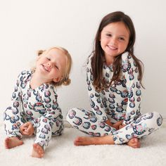 Let your little ones go off to dreamland in style and comfort with these Checkmate Pajamas! Made of super soft bamboo, they'll stay cozy all night long. Sweet dreams little one! 93% Bamboo; 7% Spandex Wash cold with like colors; stays soft wash after wash Fits snug; not treated with flame retardants Bamboo Pajamas, Facebook Style, Go Off, Romper Outfit, Gift Giver, Custom Paper, Blossom Flower, Stay Cozy, Sweet Dreams