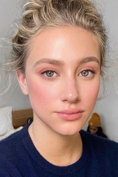 Bare Makeup Look, Eyeshadow No Eyeliner Look, Pale Skin Eyeshadow, Corrective Makeup Looks, European Makeup Natural, 2023 Wedding Makeup, Modest Makeup Looks, Eye Makeup For Fair Skin, Natural Wedding Makeup Brunette