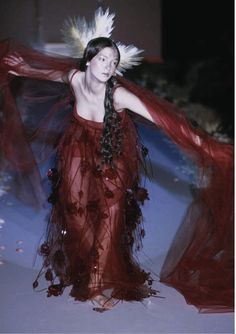 Mariacarla Boscono, Stage Curtains, Goth Look, Model Aesthetic, Ethereal Art, Pose Reference Photo, Fashion Sketches, Couture Fashion