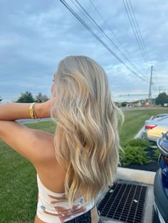 Blonde Highlights Beige, Dirty Blonde With Platinum Highlights, Blonde Hair Inspo Pics, Hair Inspo Dirty Blonde, Blonde Inspo Pics, Blonde Highlights Inspo Pics, Utah Blonde Hair, Hair Dye Inspo Blonde