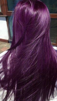 Pelo Color Vino, Κούρεμα Bob, Red Hair Inspo, Wine Hair, Violet Hair, Hair Streaks, Fishtail Braid