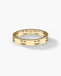 We will send you a size verification email once the purchase is completed. Introducing the SHADOW BRIGGS Gold Ring - an exquisite and unique piece of jewelry for timeless elegance and sophistication. Featuring an intricate, sleek, and modern design, this new variation of our iconic Briggs Ring boasts an impressive 3.5 mm width. Perfect for a tasteful statement, it is also stackable for a glamorous layered look. Luxury Gold Signet Ring With Polished Edges, Luxury Gold Plated Statement Ring, Luxury Modernist Yellow Gold Rings, American Legend, Big Diamond, Custom Initials, Ring Sizer, White Metal, Custom Rings