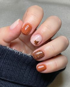 45 Festive Thanksgiving Nail Designs to Feast Your Eyes On - Pretty Sweet Trends Nails, Thanksgiving Nail Designs, Thanksgiving Nail Art, Simple Fall Nails, Fall Gel Nails, Cute Nails For Fall, Colorful Nails, Her Nails, Fall Acrylic Nails