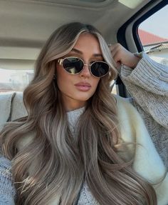 Espresso Blonde Hair, Shoulder Length Hair Ash Blonde, Ash Root Smudge, Mushroom Balayage Blonde, Ash Hair Highlights, Light Brown With Blonde Money Piece, Money Piece Bronde, Cool Tone Bronde Haircolor, Taupe Brown Hair