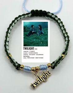 This bracelet is adjustable. High quality charm! If you have any questions please message us! All handmade by us 💚✨ Twilight Bracelet Ideas, Cat Noir Bracelet, Twilight Bracelet, Twilight Inspired Jewelry, Twilight Saga Jewelry, Guadalupe Bracelet, Vampire Twilight, Fandom Jewelry, Robert Pattinson Twilight