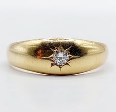 English donut ring 18k gold set with a 0.10 carats brillant cut diamonds in a star setting (circa 1974) domed art deco Magnificent work of English goldsmith Size: 54 FR / 6.75 US Weight: 3.76g Diamond size: approximately 3 mm (estimated at 0.10 carats) Ring width: 6.6 mm Micro scratches from use 18k hallmark and English hallmark for Birmingham 1974 (Z) and J,W,P & S Visit my shop for even more antique jewelry: https://www.etsy.com/shop/AugustusJewels Star Setting, Donut Ring, Wedding Vibes, Multi Stone Ring, Multi Stone, Gold Set, Diamond Sizes, Gold Style, Stone Rings