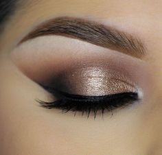 Bronze eye shadow + smoked out wing. Make Up Mata, Makeup Geek Eyeshadow, Beauty Make-up, Makijaż Smokey Eye, Braut Make-up, Make Up Looks, Long Lashes, Makeup Goals