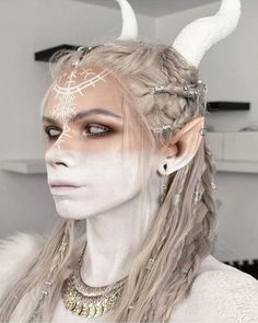 Aasimar Druid, Viking Wig, Light Elves, Light Elf, Alien Faces, Viking Makeup, Fantasy Make-up, Facial Structure, Dutch Braids