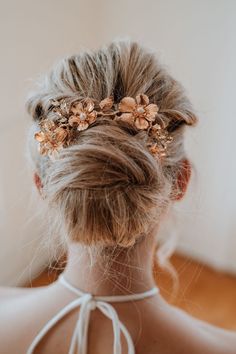 Fleur Headpiece Adorned with gilded leaves, floral blooms, shimmering pearls and rhinestone crystals, this bridal headpiece is the perfect finishing touch to any boho inspired bridal hairstyle.  This piece is finished with two golden hair combs.  Dimensions: Headpiece is 6.25" long and 1.5" wide at the widest point.  Each order is thoughtfully gift wrapped and shipped in a gold embossed Luna + Stone branded keepsake box. These boxes are perfect for gifting and storing your accessories long after Bridal Hairpieces, Flower Wedding Hair, Gold Hair Comb Wedding, Gold Bridal Hair Comb, Boho Bridal Hair, Gold Hair Vine, Wedding Hair Head Piece, Gold Headpiece, Bridal Hair Piece