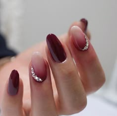 Maroon Nail Designs, Nail 2022, Nail Winter, Nail Extensions Acrylic, Japanese Nail Design, Girls Nail Designs, Bridal Nails Designs, Wedding Nail Art Design