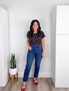 black and red and white floral top + medium wash straight leg jeans + red Mary Jane shoes + read earrings Outfits With Red Flats, Nursing Friendly Outfits, Red Mary Jane Shoes, Olive Chinos, Packing Wardrobe, Nickel And Suede, White Floral Top, Red Flats