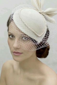 Wedding Guest Fascinators, Birdcage Veil Wedding, Hat With Veil, Veiled Hats, Bridal Fascinator, Bridal Hat, Trendy Hat, Birdcage Veil