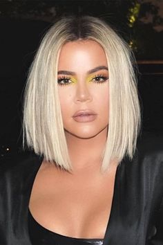 Khloe Kardashian Hair Short, Sleek Long Bob, Kardashians Jenner, Khloe Kardashian Hair, Kardashian Hair, Kloe Kardashian, Blonde Bob Hairstyles, Sew In Hairstyles, Relationship With Food