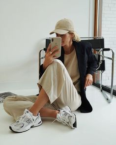 Anouk Yve, Chic Summer Style, Summer Fashion Trends, Minimal Fashion, Tennis Shoes, Fashion Inspo Outfits, Spring Outfits, New Balance